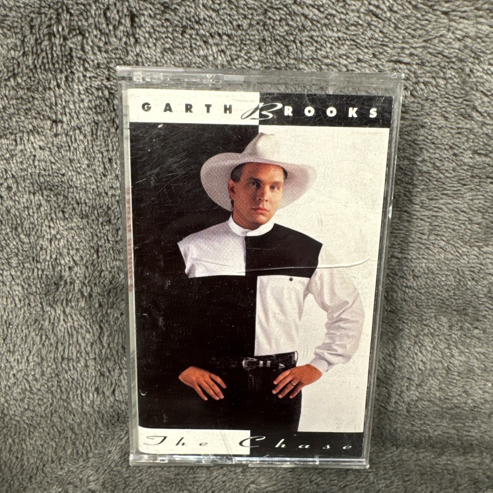 1992 Garth Brooks The‎ Chase Audio Music  Cassette Tape